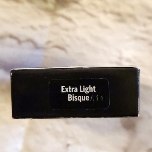 🌸BOBBI BROWN COLOR CORRECTOR IN THE COLOR (EXTRA LIGHT BISQUE). - Picture 2 of 11